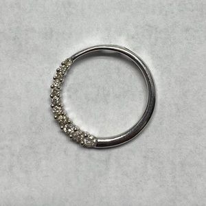 Silver diamond pendant